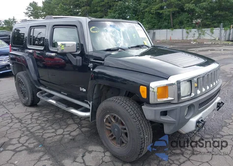 2009 Hummer H3 Suv z USA, uszkodzony, nr VIN 5GTEN13E898101752